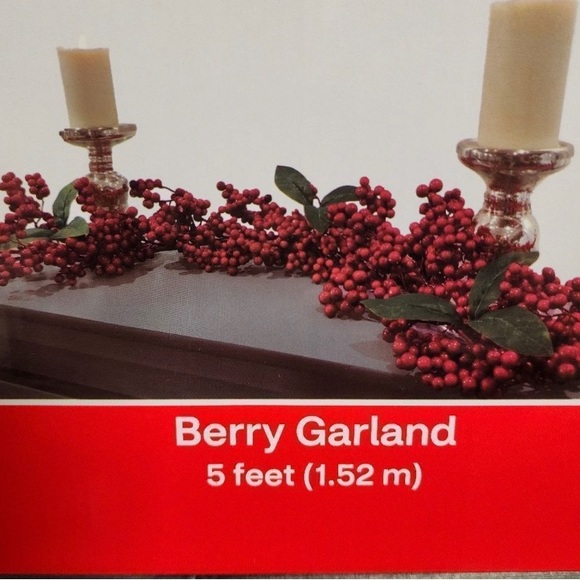 Merry Brite Christmas Red Berry Garland - Picture 2 of 3